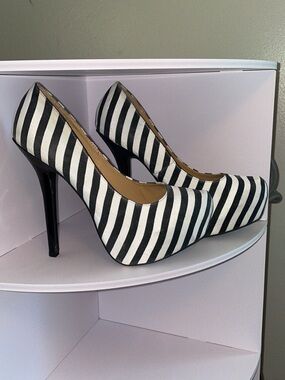 Charlotte Russe Black and White Striped Platform Pumps